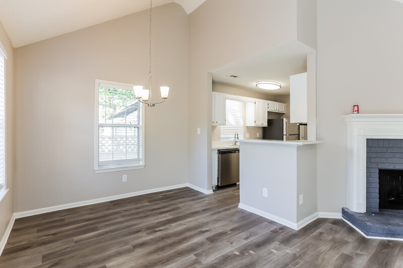 1,910/Mo, 150 S Fairfield Dr Peachtree City, GA 30269 Misc View 3