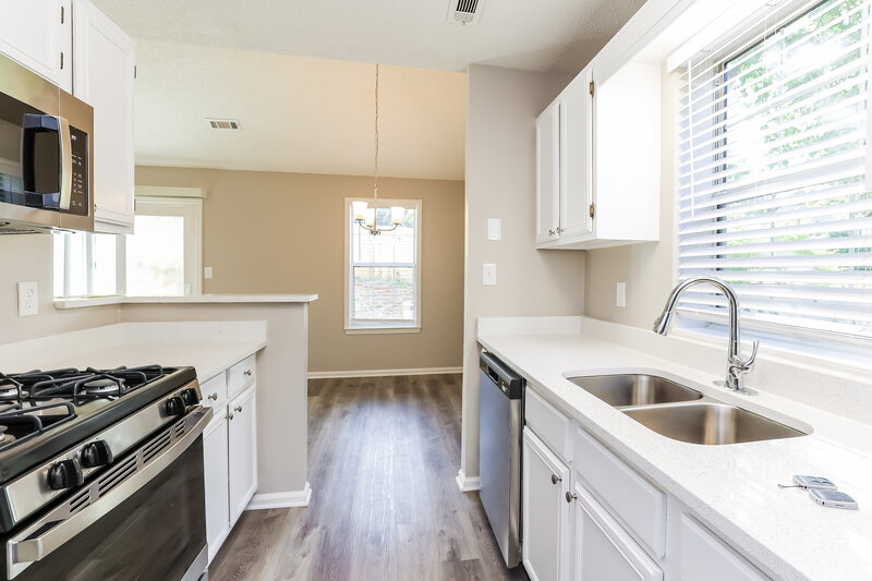 1,910/Mo, 150 S Fairfield Dr Peachtree City, GA 30269 Misc View 7