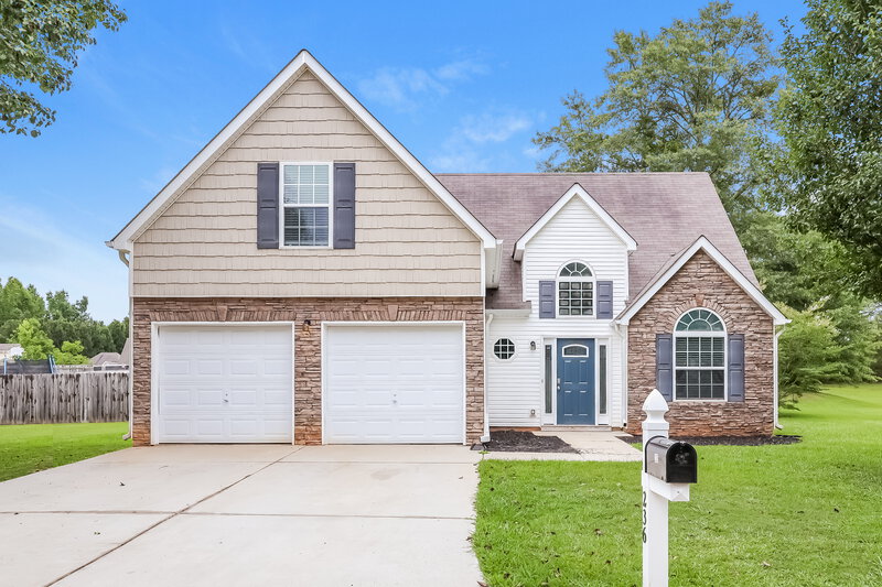 4 Bedroom House – 236 Vineyard Ridge Dr, Griffin, GA 30223