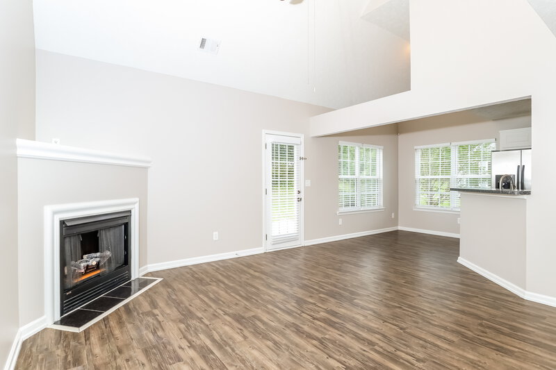 2,120/Mo, 236 Vineyard Ridge Dr Griffin, GA 30223 Living Room View 2