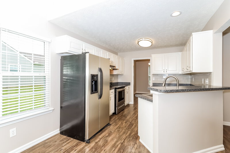 2,120/Mo, 236 Vineyard Ridge Dr Griffin, GA 30223 Kitchen View