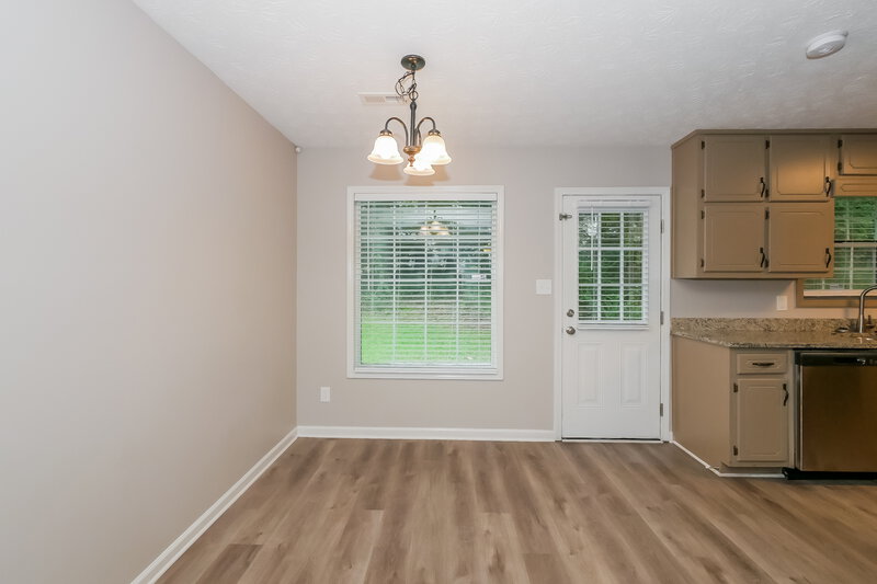1,955/Mo, 560 Cornwallis Way Fayetteville, GA 30214 Dining Room View
