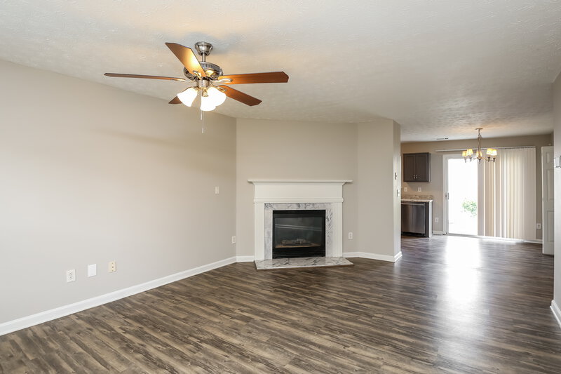 2,230/Mo, 314 Springhaven Rd Lawrenceville, GA 30046 Living Room View 3