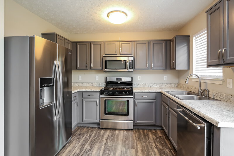 2,230/Mo, 314 Springhaven Rd Lawrenceville, GA 30046 Kitchen View