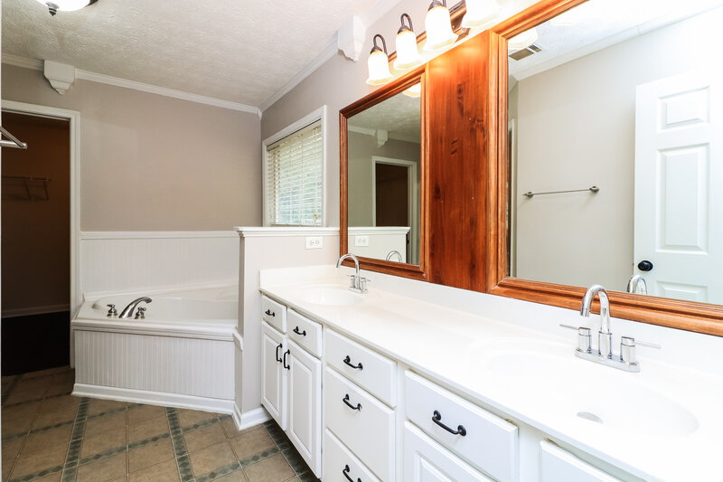 2,780/Mo, 109 Diamond Ridge Ave Canton, GA 30114 Main Bathroom View