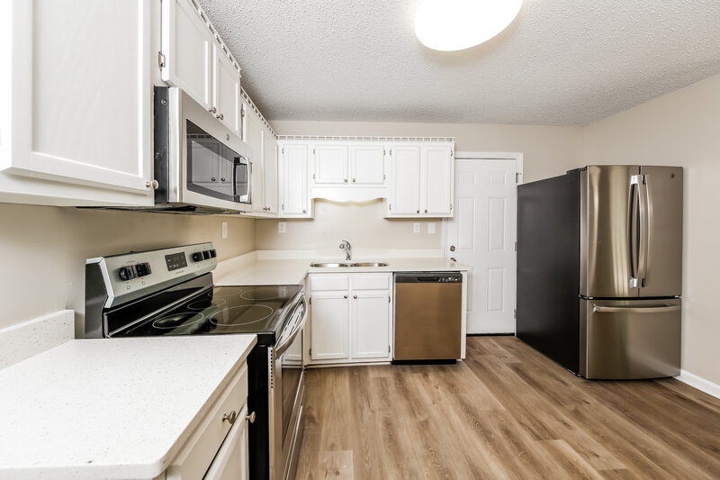 1,995/Mo, 4178 Irish Highland Dr Powder Springs, GA 30127 Kitchen View