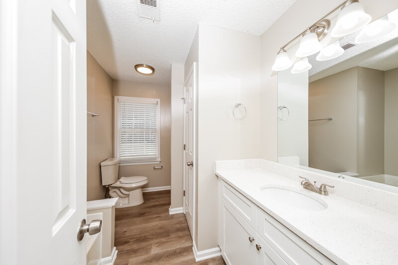 1,995/Mo, 4178 Irish Highland Dr Powder Springs, GA 30127 Main Bathroom View