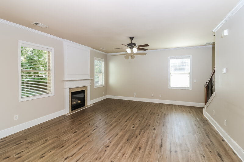 2,160/Mo, 5204 Centennial Hill Dr NW Acworth, GA 30102 Living Room View