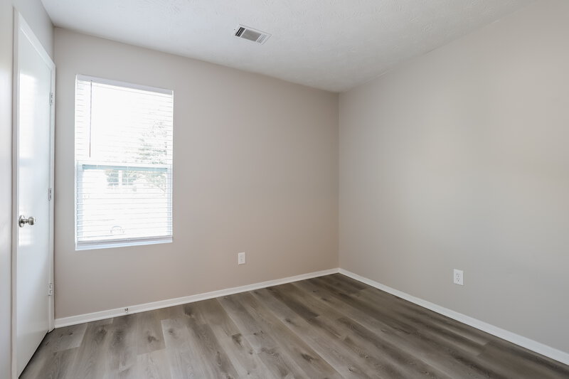 0/Mo, 595 Indian Mill Ct Alpharetta, GA 30022 Bedroom View 2