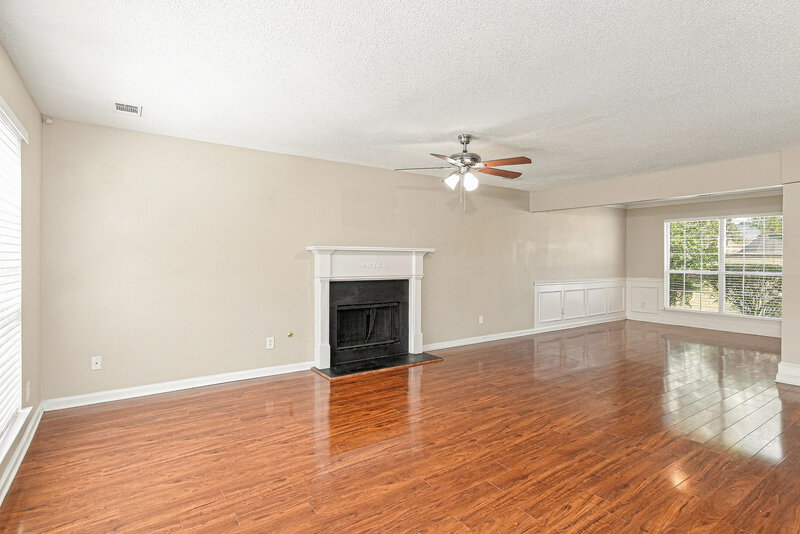 2,105/Mo, 2311 McMurry Dr Powder Springs, GA 30127 Living Room View 2