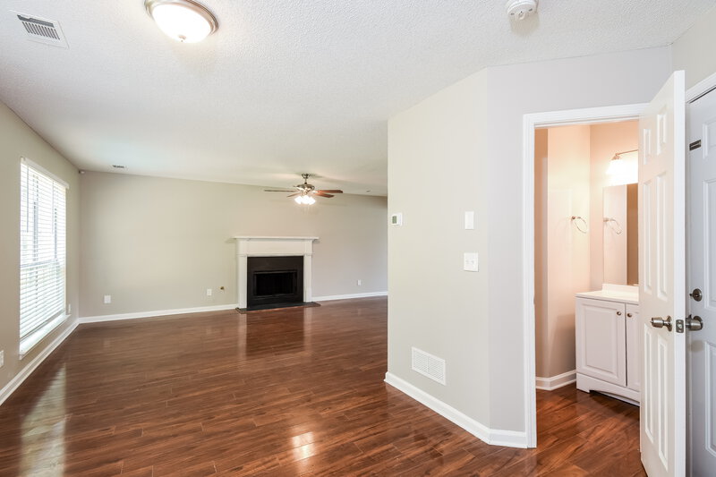 3,430/Mo, 2311 McMurry Dr Powder Springs, GA 30127 Living Room View 4