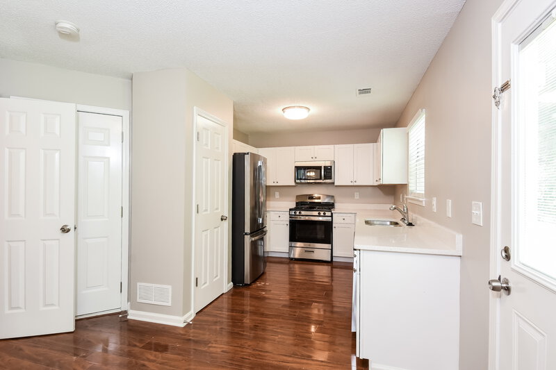 3,430/Mo, 2311 McMurry Dr Powder Springs, GA 30127 Kitchen View