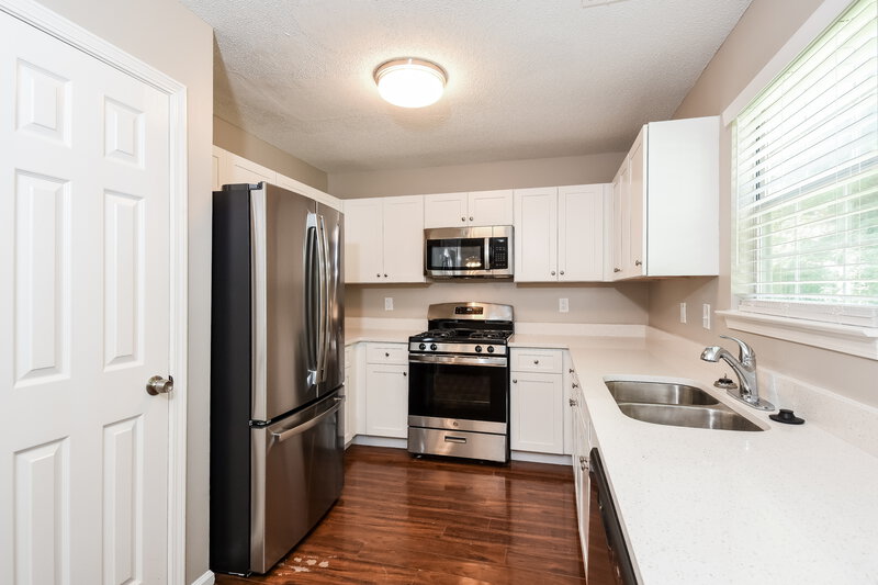 3,430/Mo, 2311 McMurry Dr Powder Springs, GA 30127 Kitchen View 2