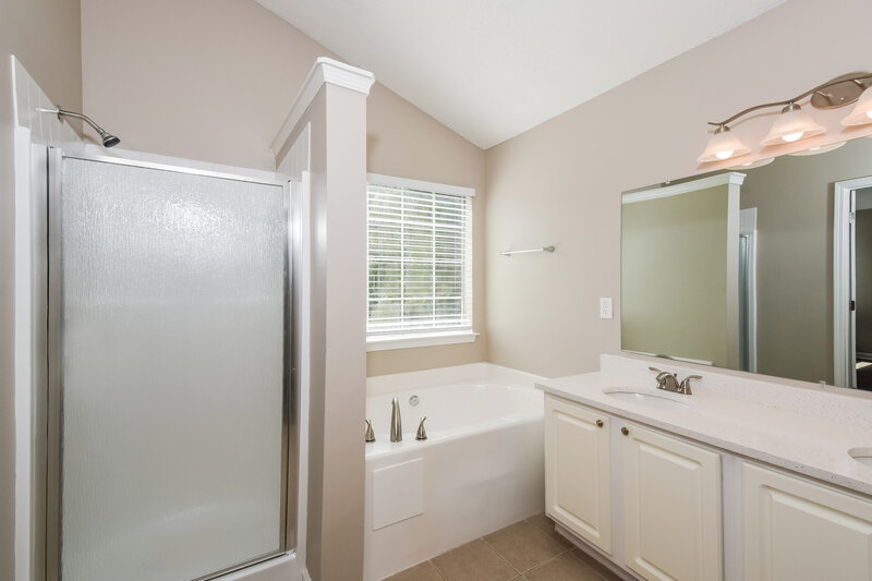 3,430/Mo, 2311 McMurry Dr Powder Springs, GA 30127 Main Bathroom View