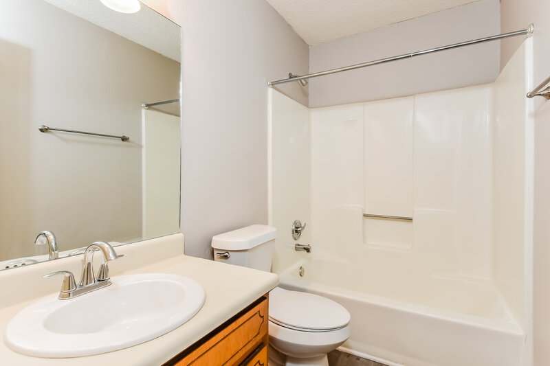 2,305/Mo, 3138 Calumet Pl NW Kennesaw, GA 30152 Main Bathroom View