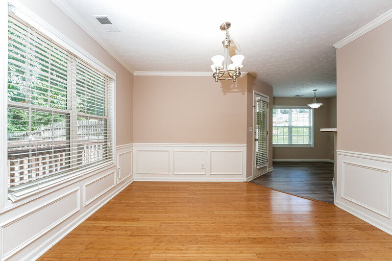 2,270/Mo, 830 Georgian Hills Dr Lawrenceville, GA 30045 Dining Room View