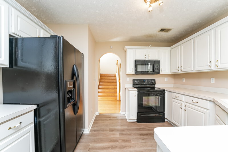 2,270/Mo, 830 Georgian Hills Dr Lawrenceville, GA 30045 Kitchen View