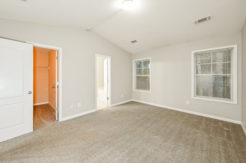 1,940/Mo, 2120 Crown Park Dr Winder, GA 30680 Main Bedroom View