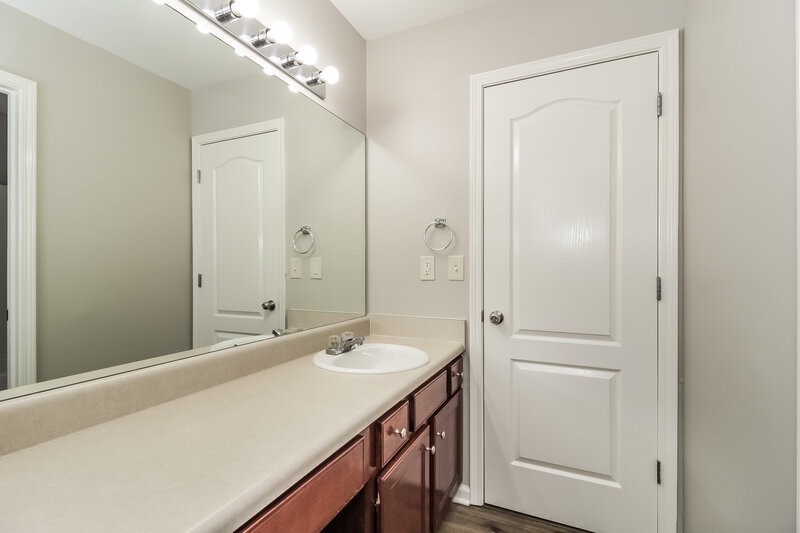 3,600/Mo, 2590 Harrison Mill Dr Douglasville, GA 30135 Bathroom View 3