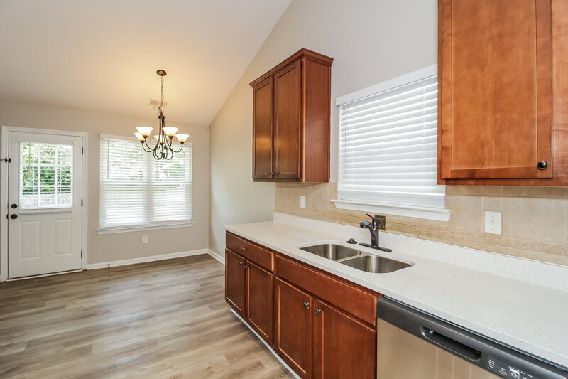 1,795/Mo, 526 Firethorn Ct Villa Rica, GA 30180 Kitchen View 2