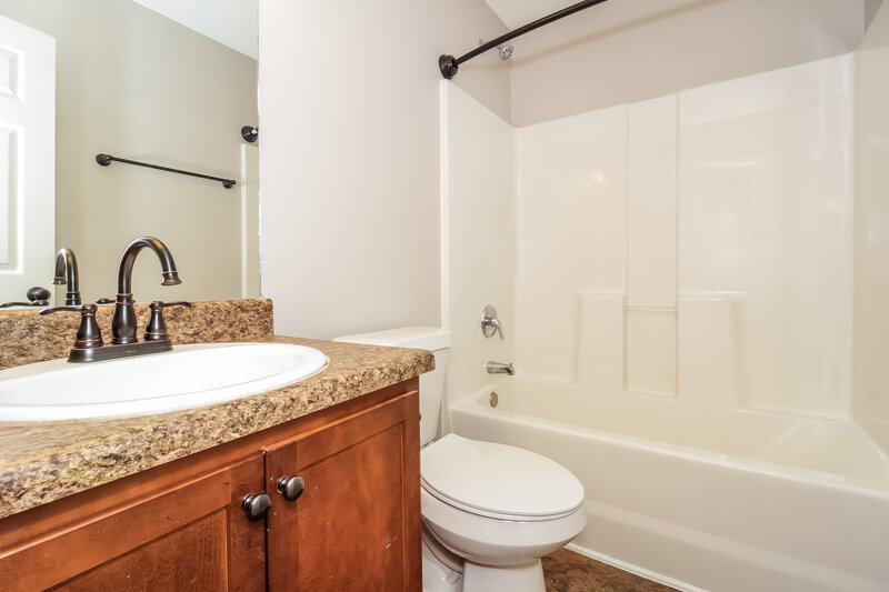 1,795/Mo, 526 Firethorn Ct Villa Rica, GA 30180 Bathroom View