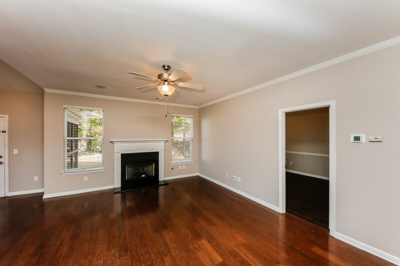 2,660/Mo, 4550 Black Hills Dr NW Acworth, GA 30101 Living Room View