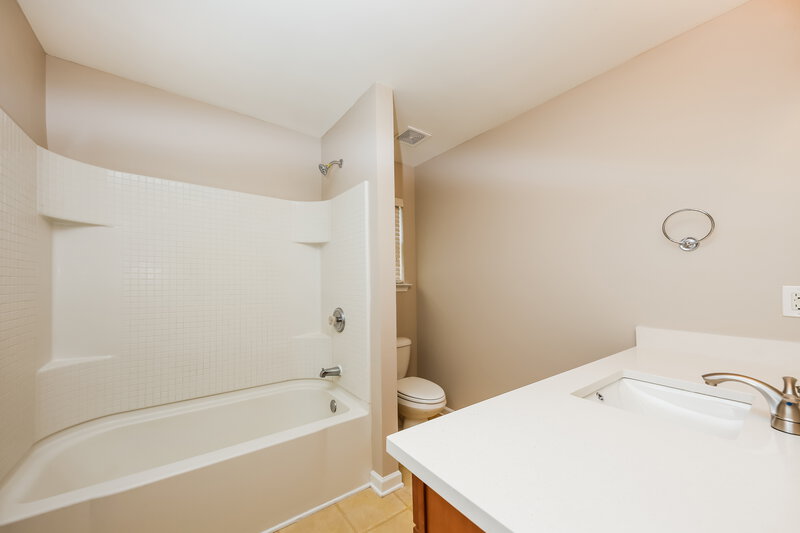 2,660/Mo, 4550 Black Hills Dr NW Acworth, GA 30101 Bathroom View
