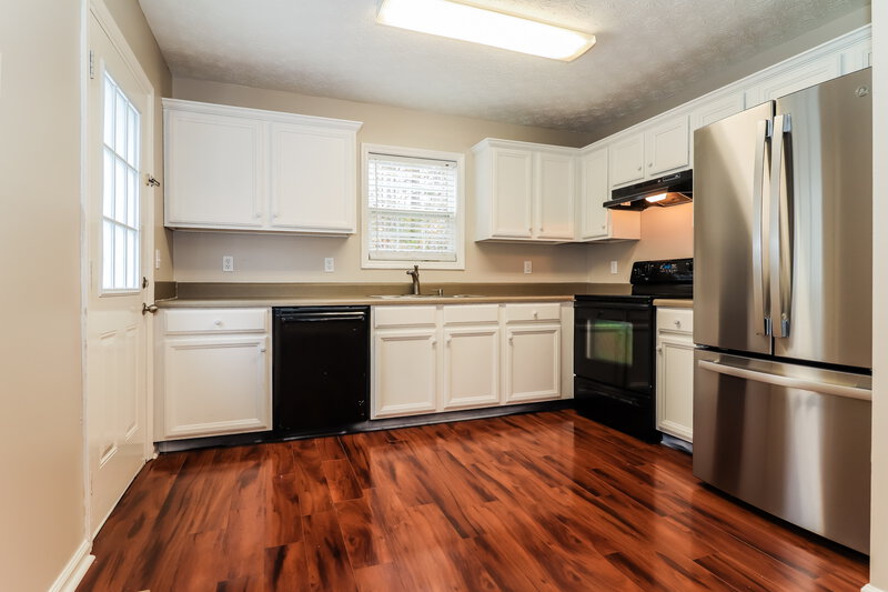 1,770/Mo, 54 Headland Ct Rockmart, GA 30153 Kitchen View