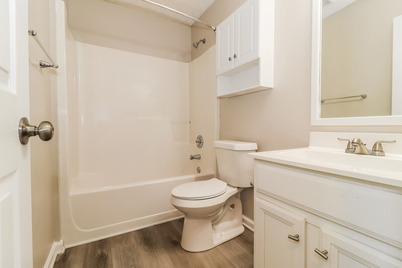 1,770/Mo, 54 Headland Ct Rockmart, GA 30153 Bathroom View