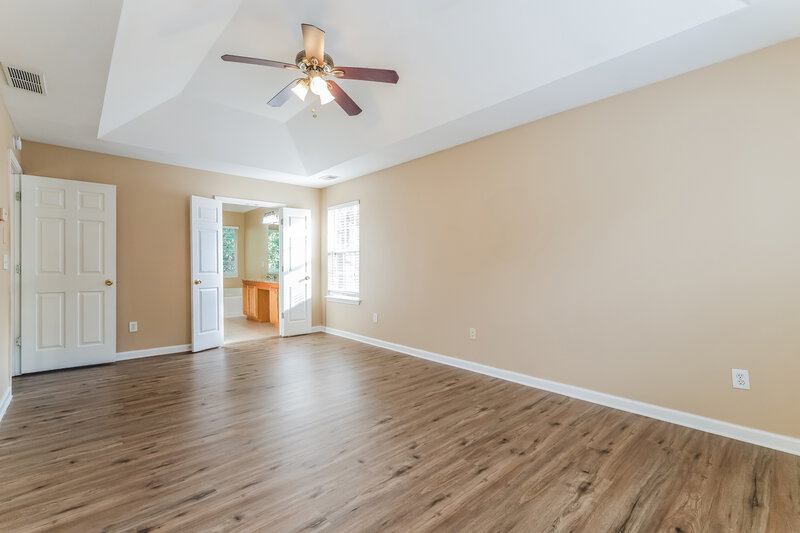 2,180/Mo, 4563 Howell Farms Rd NW Acworth, GA 30101 Main Bedroom View 2