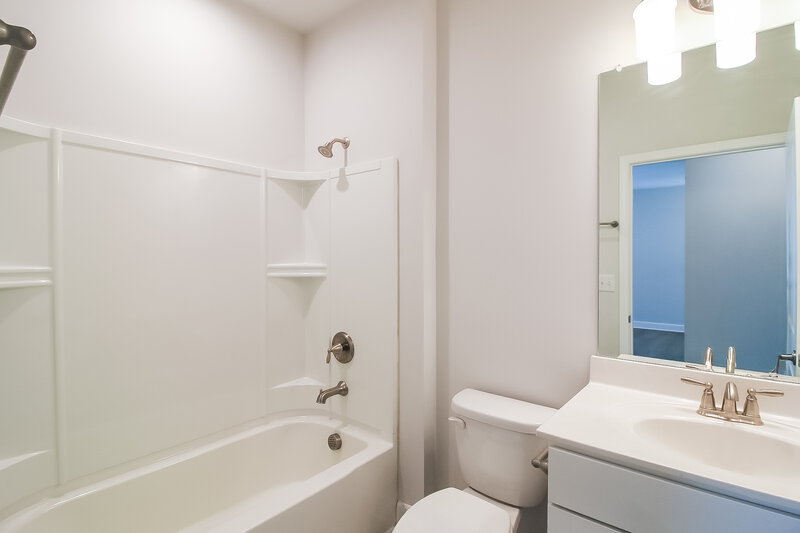 1,815/Mo, 119 Alcovy Ct Griffin, GA 30223 Bathroom View