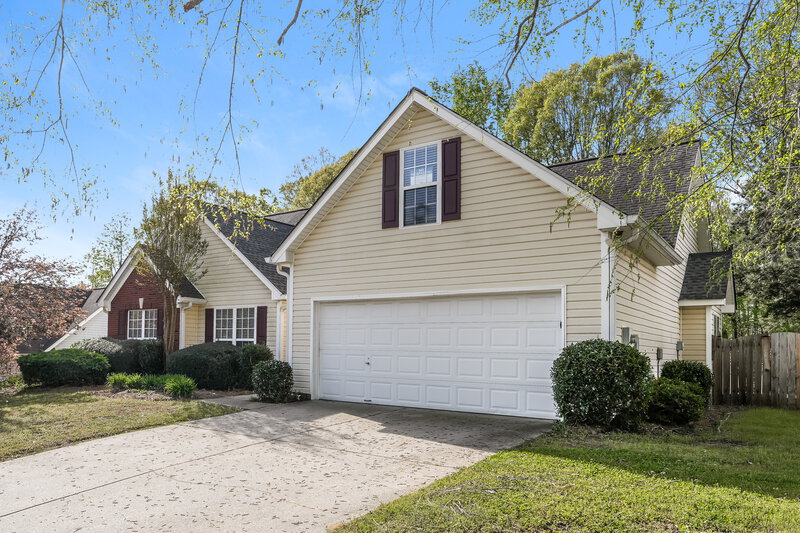 2,155/Mo, 4289 Duncan Ives Dr Buford, GA 30519 Front View