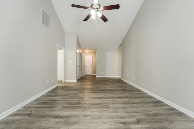2,155/Mo, 4289 Duncan Ives Dr Buford, GA 30519 Living Room View 2