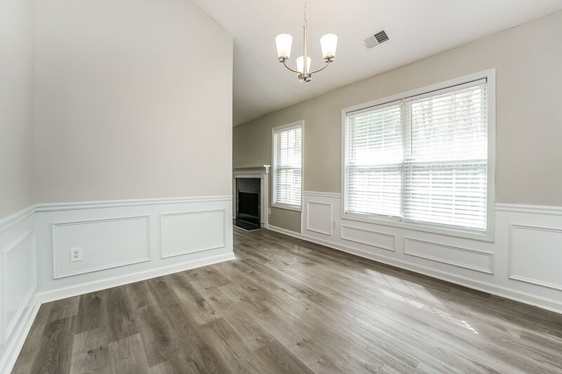 2,155/Mo, 4289 Duncan Ives Dr Buford, GA 30519 Dining Room View