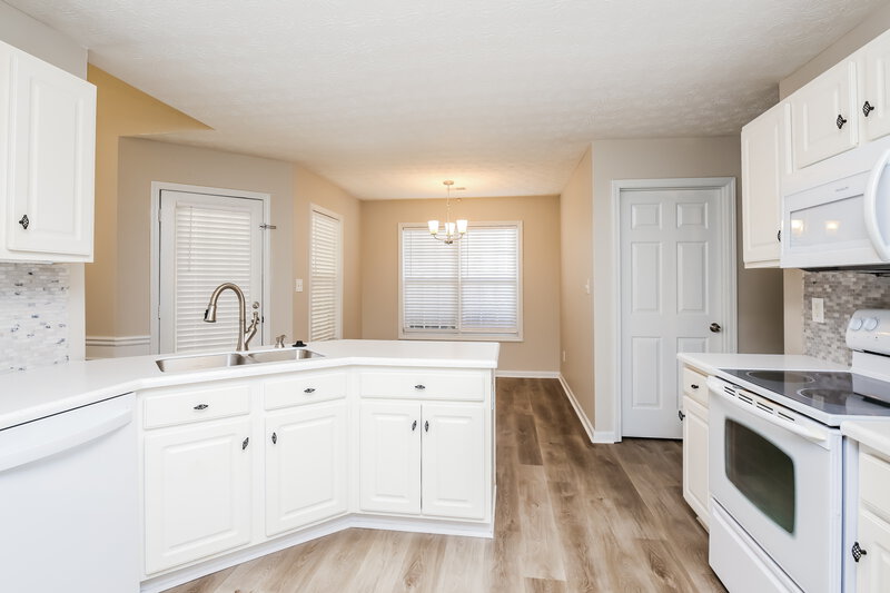 2,780/Mo, 4289 Duncan Ives Dr Buford, GA 30519 Kitchen View