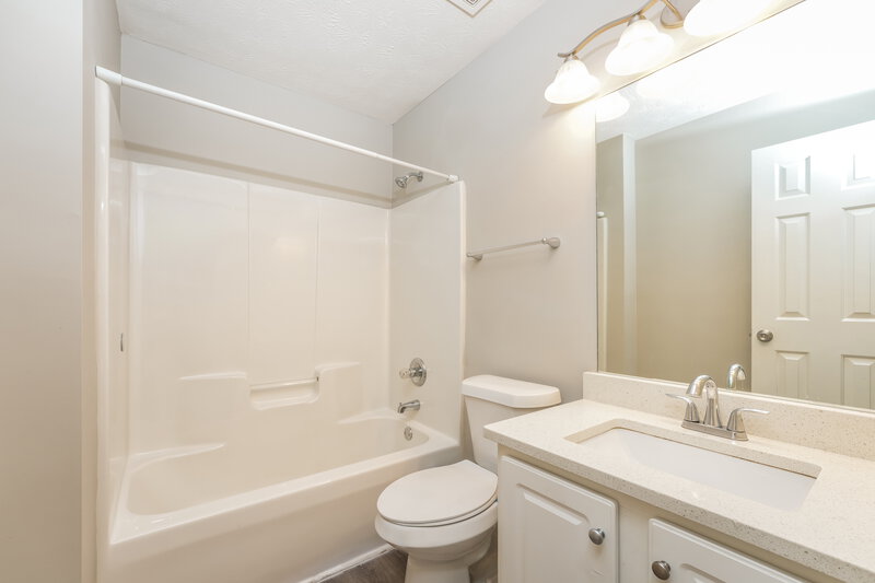 2,155/Mo, 4289 Duncan Ives Dr Buford, GA 30519 Bathroom View
