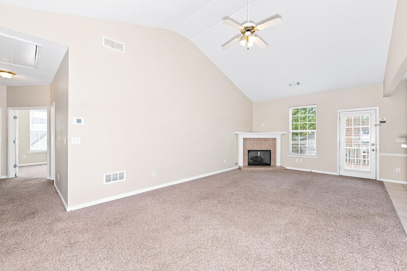 2,360/Mo, 2331 Temple View Ct Snellville, GA 30078 Living Room View