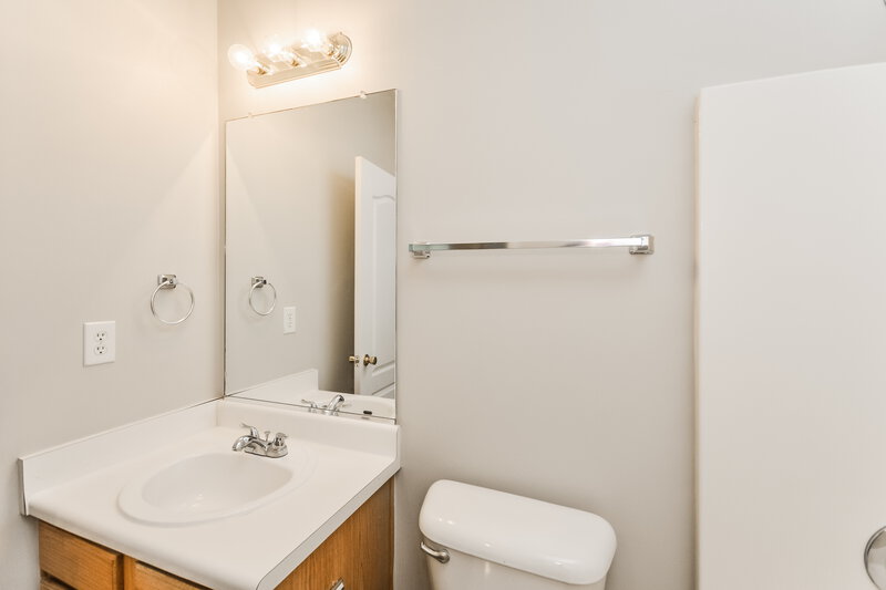 3,390/Mo, 2331 Temple View Ct Snellville, GA 30078 Bathroom View