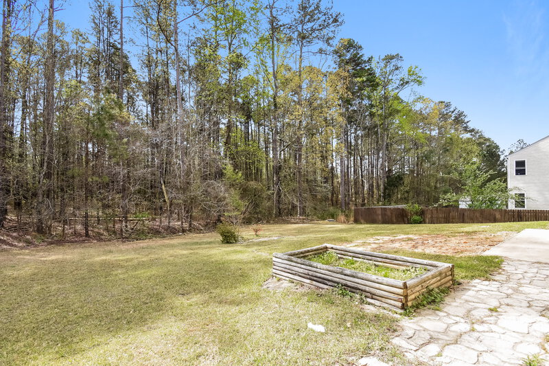 2,010/Mo, 2217 Baker Carter Dr Loganville, GA 30052 Rear View