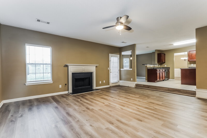 2,275/Mo, 4809 Triger Ln Fairburn, GA 30213 Living Room View