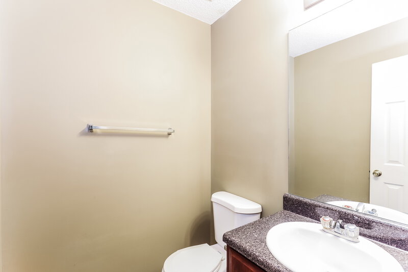 2,275/Mo, 4809 Triger Ln Fairburn, GA 30213 Bathroom View 2
