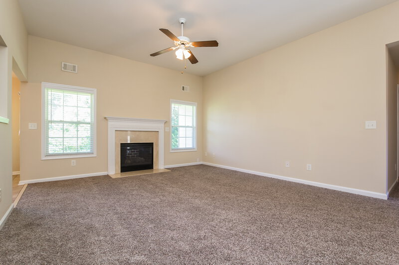 2,015/Mo, 335 Lynn Katie Ct Lawrenceville, GA 30045 Living Room View 2