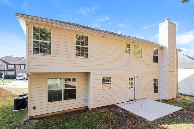 2,525/Mo, 1972 Bridgestone Cir Conyers, GA 30012 Rear View