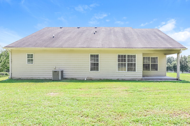 2,830/Mo, 3810 Biltmore Oaks Dr Bethlehem, GA 30620 Rear View