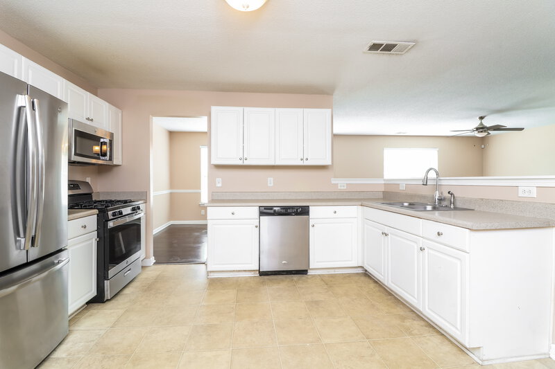 1,960/Mo, 3002 Summer Breeze Dr Villa Rica, GA 30180 Kitchen View