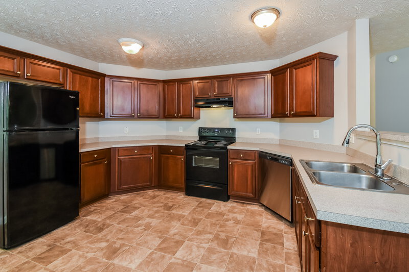 2,910/Mo, 2498 Tolliver Dr Ellenwood, GA 30294 Kitchen View