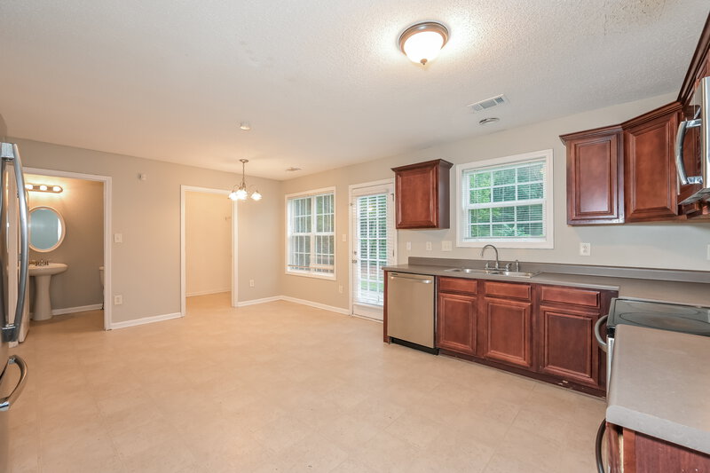 3,250/Mo, 3363 Newtons Crest Cir Snellville, GA 30078 Kitchen View