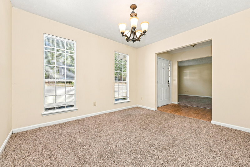 2,115/Mo, 3460 Portsmouth Cir Lithonia, GA 30038 Dining Room View