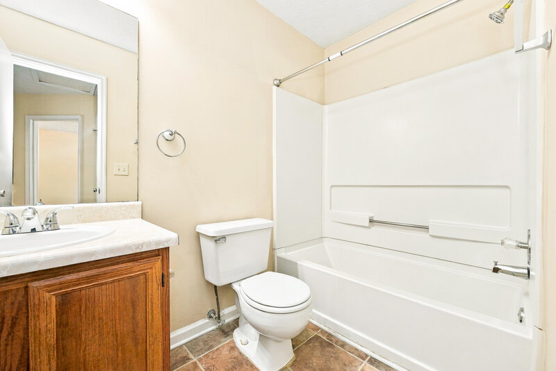 2,115/Mo, 3460 Portsmouth Cir Lithonia, GA 30038 Bathroom View