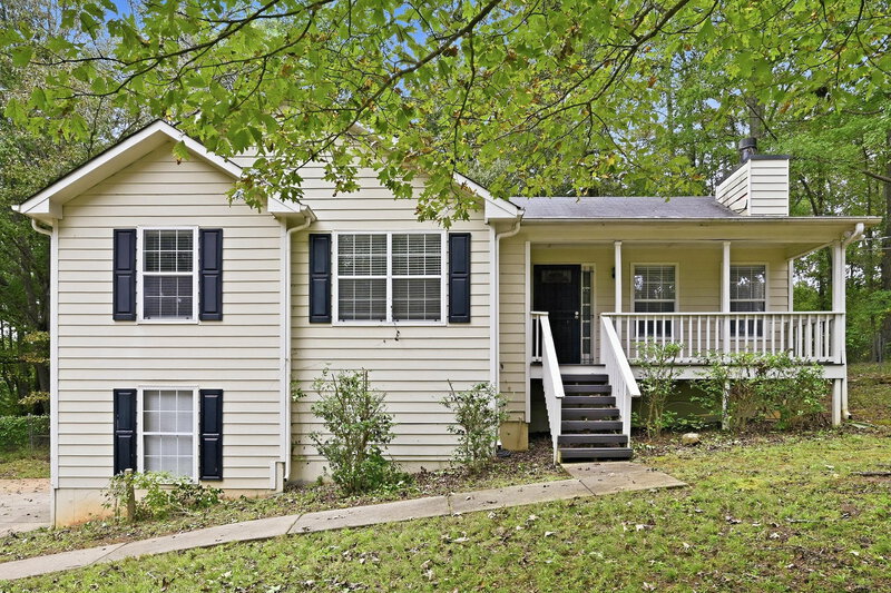 3 Bedroom House – 153 Country Mill Ln, Stockbridge, GA 30281